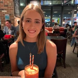 Meet your Posher, Taryn